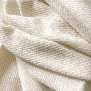 Cream Throw Blanket – 170 x 130 cm | Soft Finish