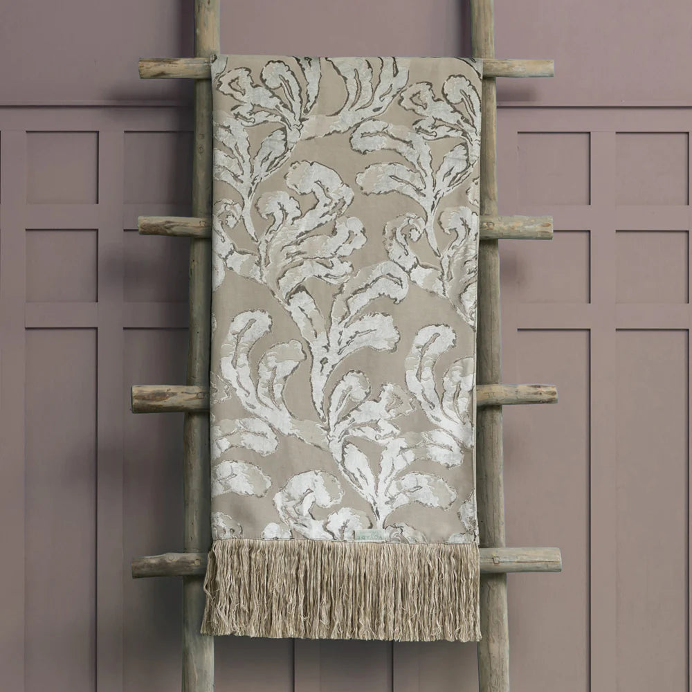 Fortitudo Velvet Throw Sepia