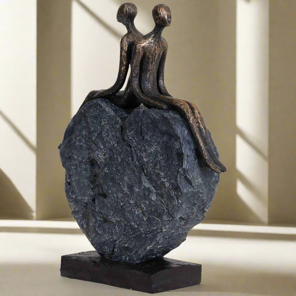 Lovers on a Heart Sculpture – A Beautiful Celebration of Love