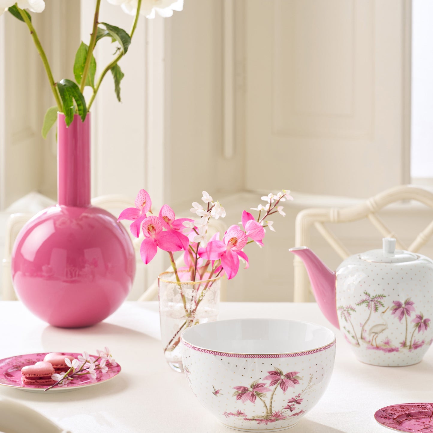 Plate Jolie Dots Gold Pink – 26.5cm | Elegant Porcelain Tableware
