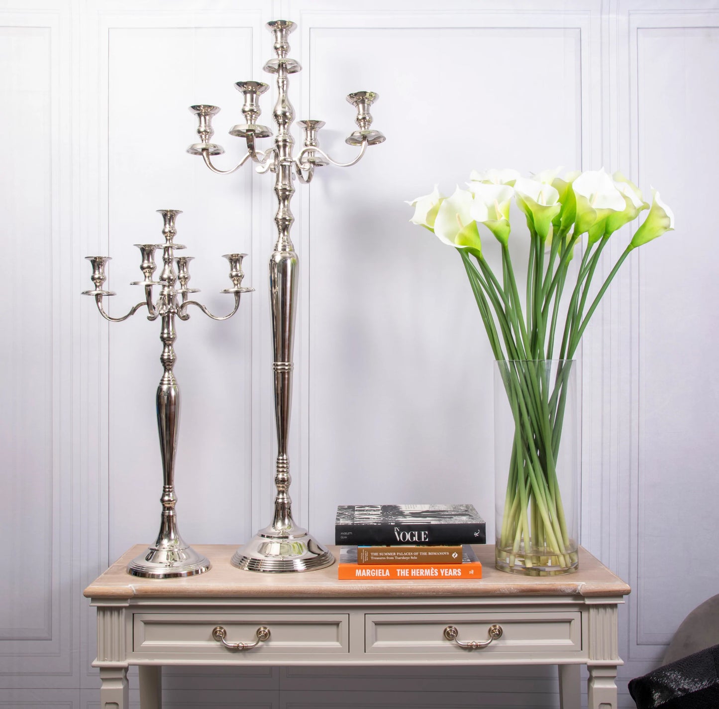 Bright White Calla Lilies in Glass Column Vase for sale - Woodcock and Cavendish