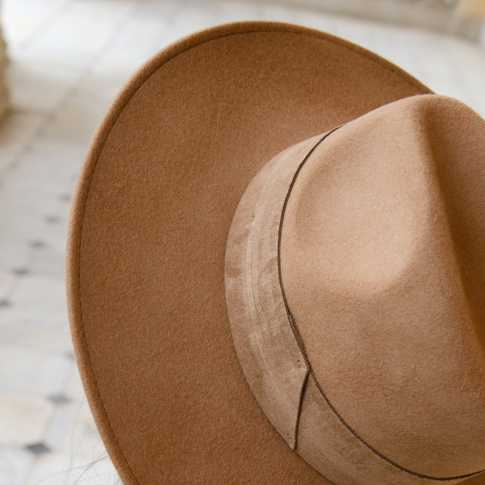 Camel Wool Wide Brim Hat with Large Suede Leather Band – Stylish & Durable