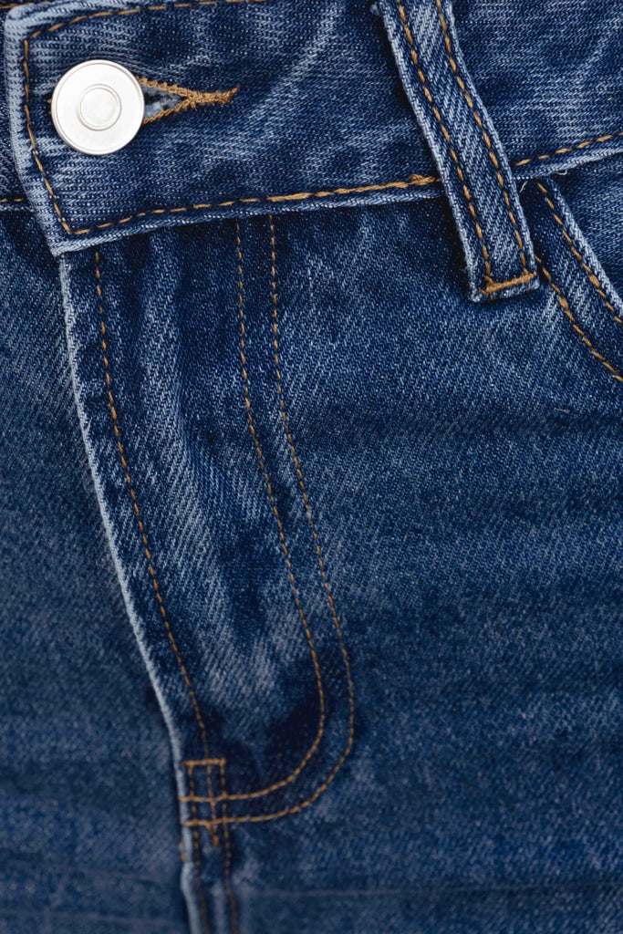 Classic Straight Denim Jeans – Timeless Fit, Premium Cotton Denim