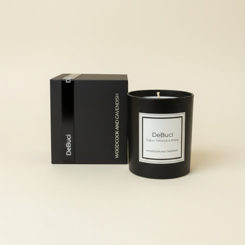 Luxury candle featuring Saint-Germain-des-Prés inspired scent with notes of lemon, jasmine, and cedarwood.