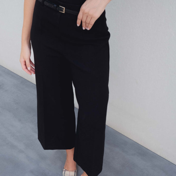 Mid-Rise Black Wide-Leg Culottes with Adjustable Belt
