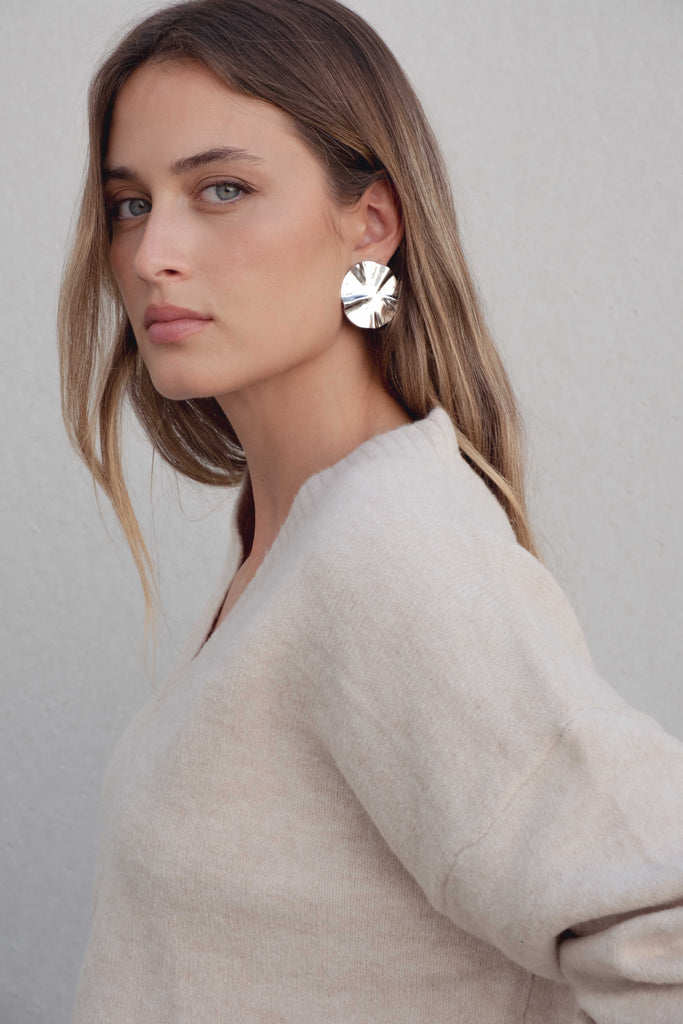 Oversized V-Neck Sweater – Beige