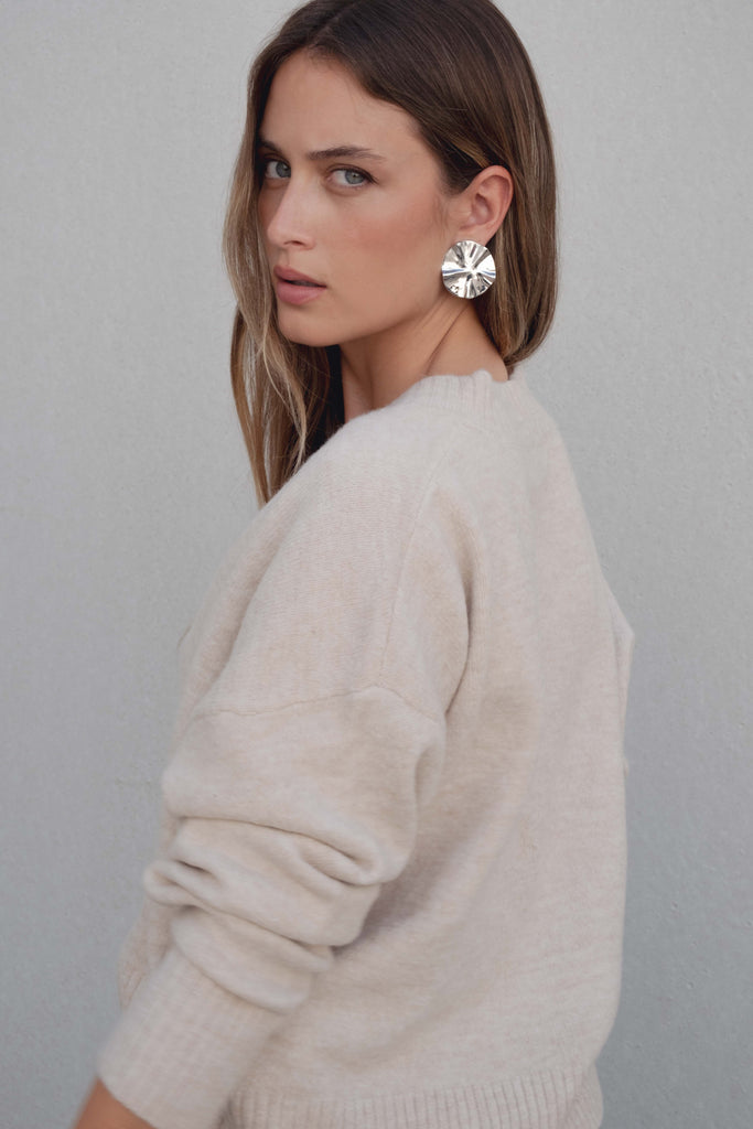 Oversized V-Neck Sweater – Beige