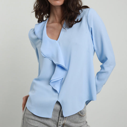 V-Neck Blouse with Ruffles and Front Slit – Elegant and Feminine