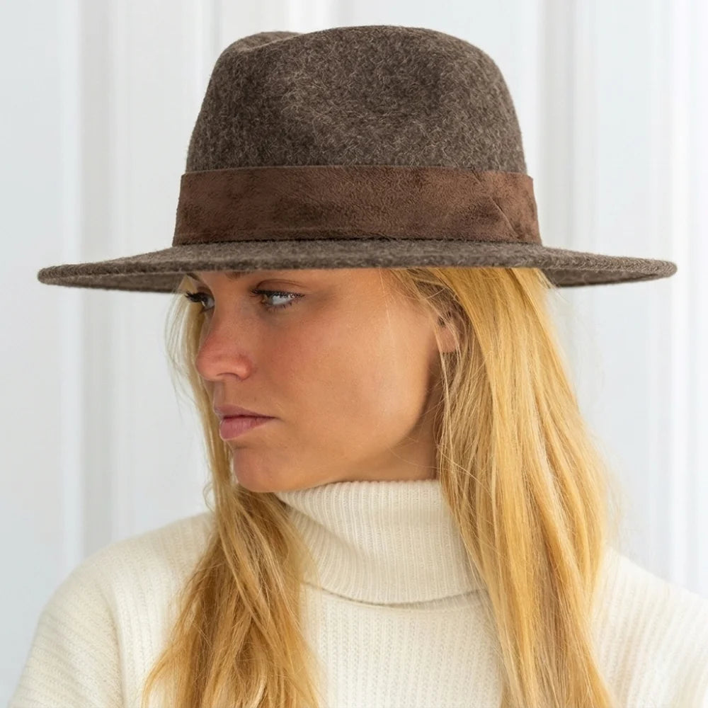 Cedar Wool Wide Brim Hat with Large Suede Leather Band – Stylish & Durable