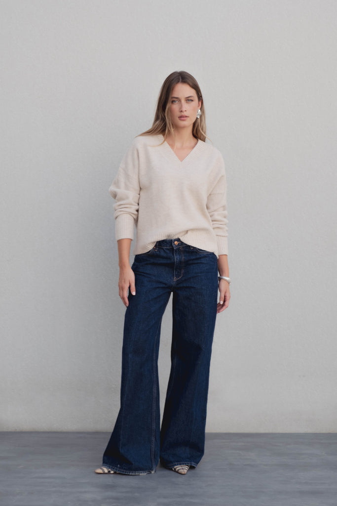 Oversized V-Neck Sweater – Beige