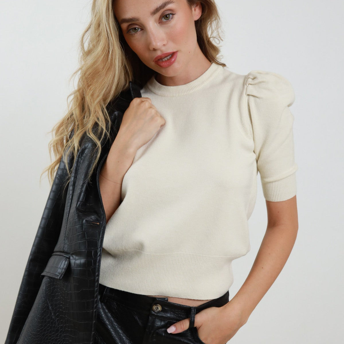 Cream Puff Sleeve Crew Neck Sweater – Soft Viscose Blend | Elegant Everyday Knit