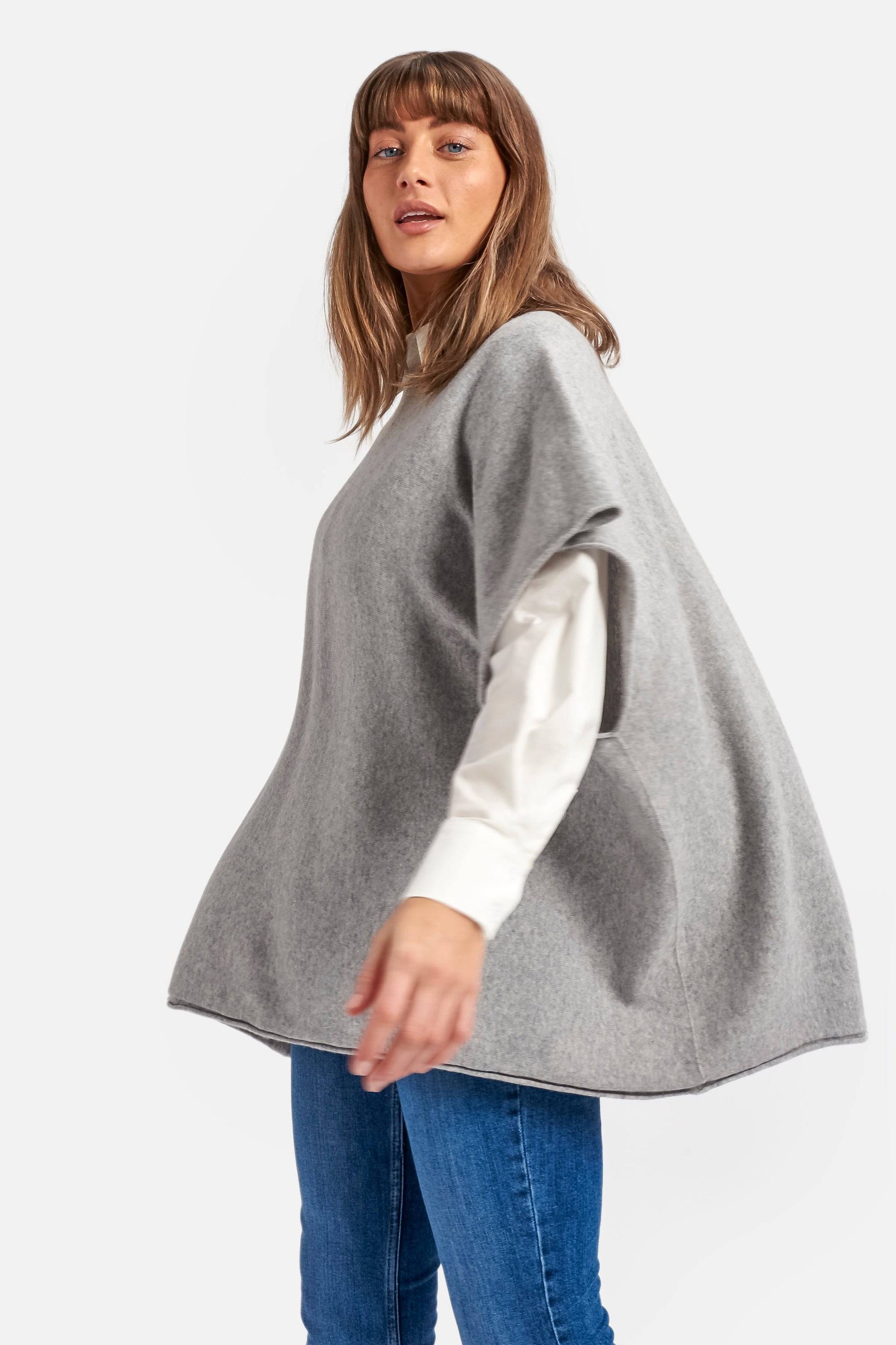 Cashmere & Merino Wool Boat Neck Poncho in Mid Grey By Woodcock & Cavendish for sale - Woodcock and Cavendish